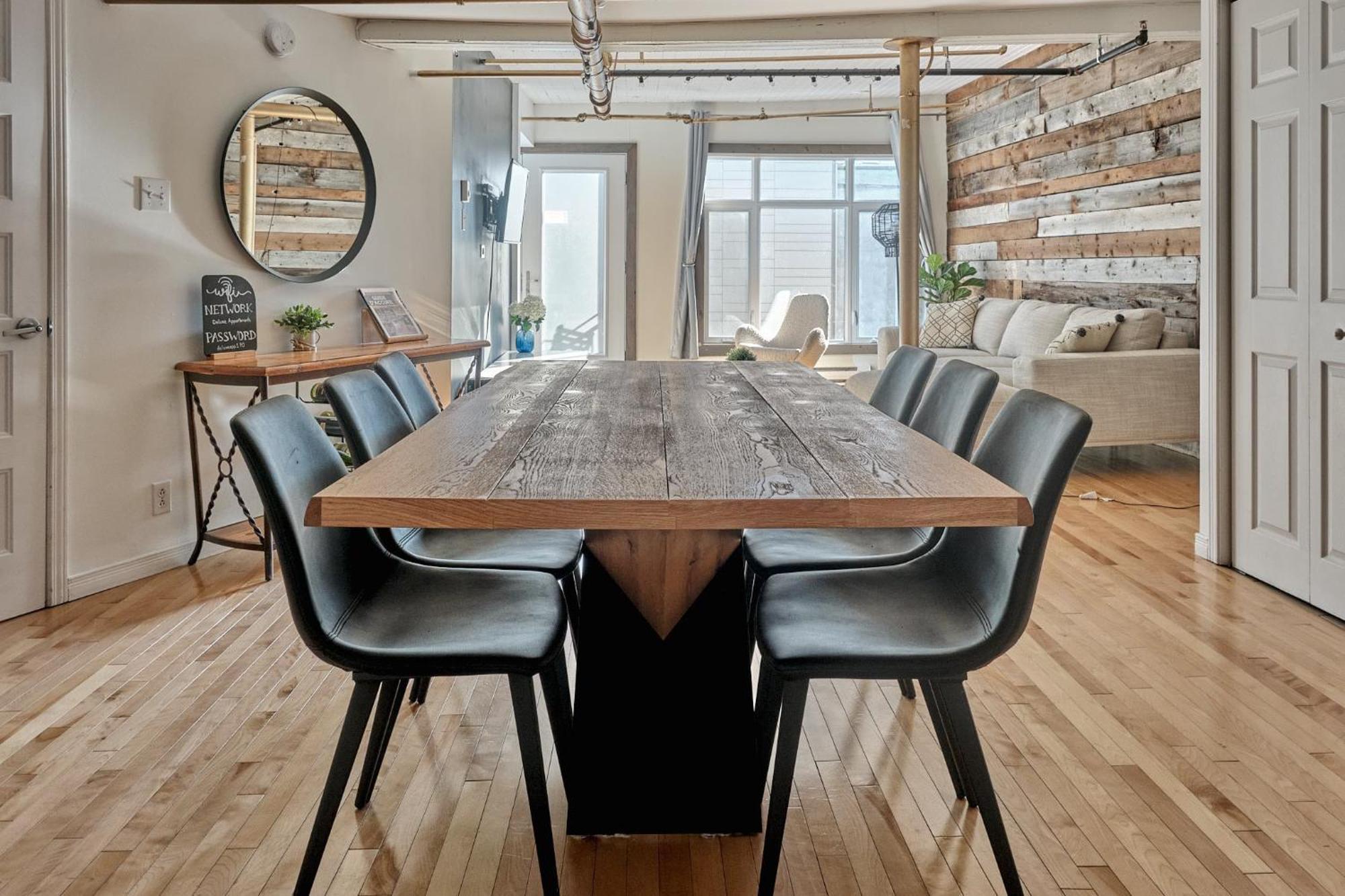 Lion'S Den // Spacious 1500 Sqft ケベックシティ エクステリア 写真